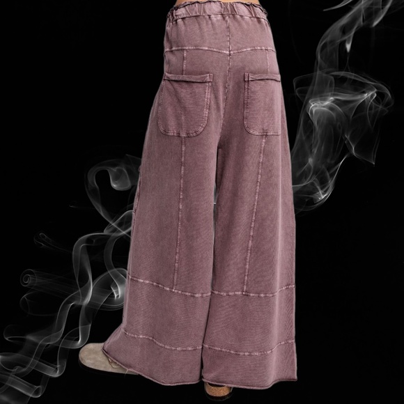 EASEL "Perfect Cargo Lux" Terry Knit Mineral Washed Flared Leg Raw Hems & Seams - Picture 4 of 10